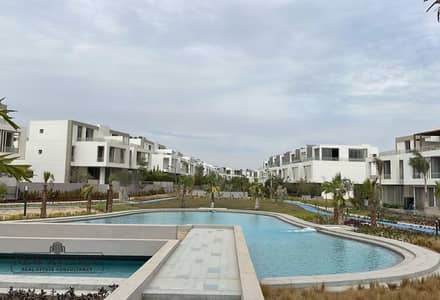 4 Bedroom Townhouse for Sale in 6th of October, Giza - original (12). jpg