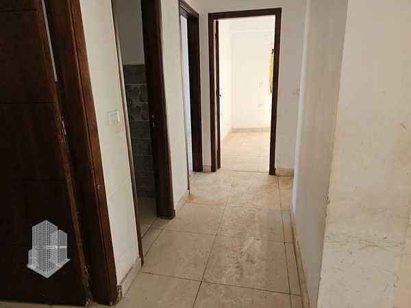 3 photo_6048340364512398663_x. jpg