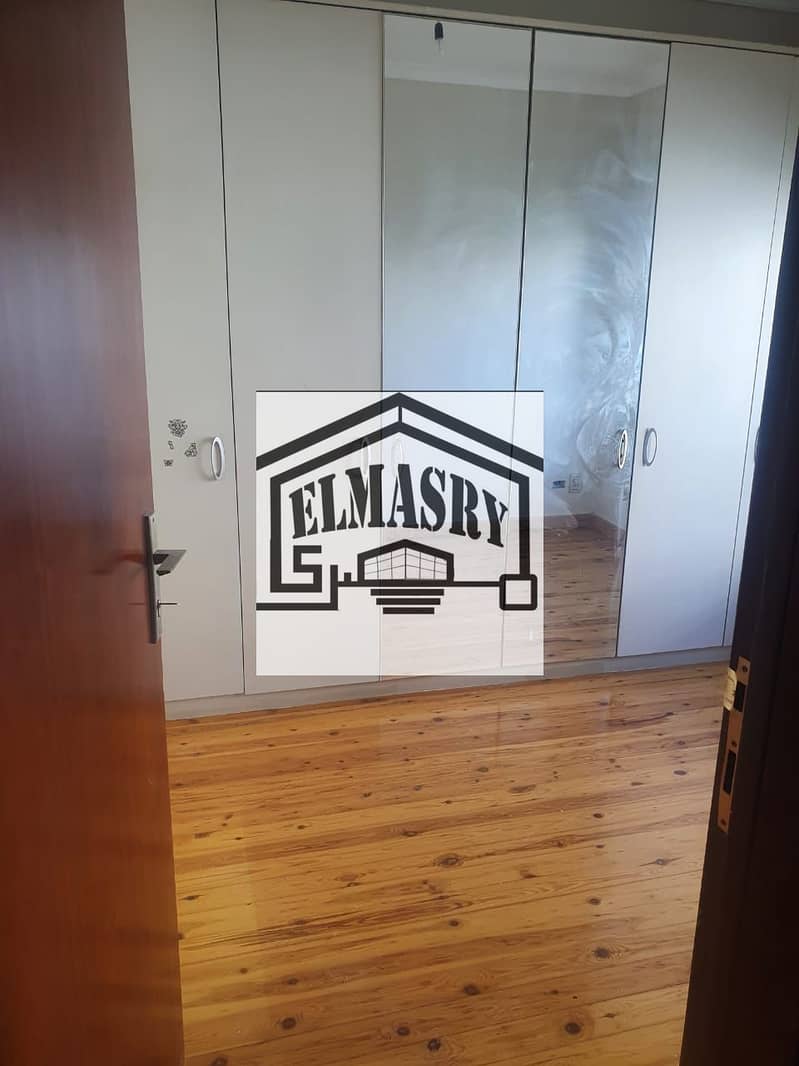 9 8bb0cf7e-c602-4d80-95fa-6c030b131f73. jpg