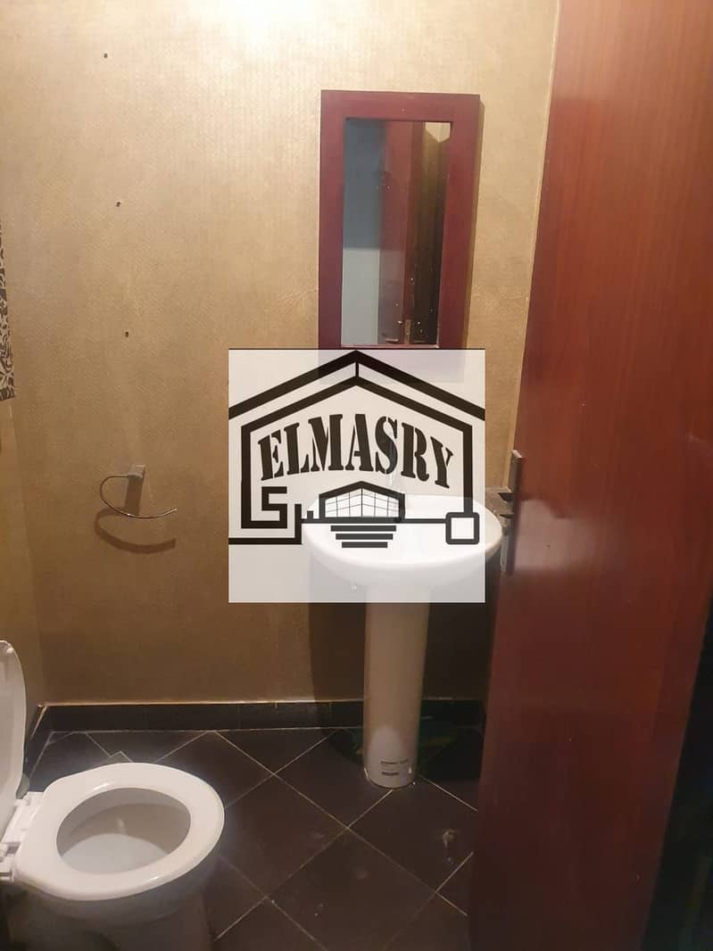 13 4074c836-55fd-4160-8254-feaee19f68a9. jpg