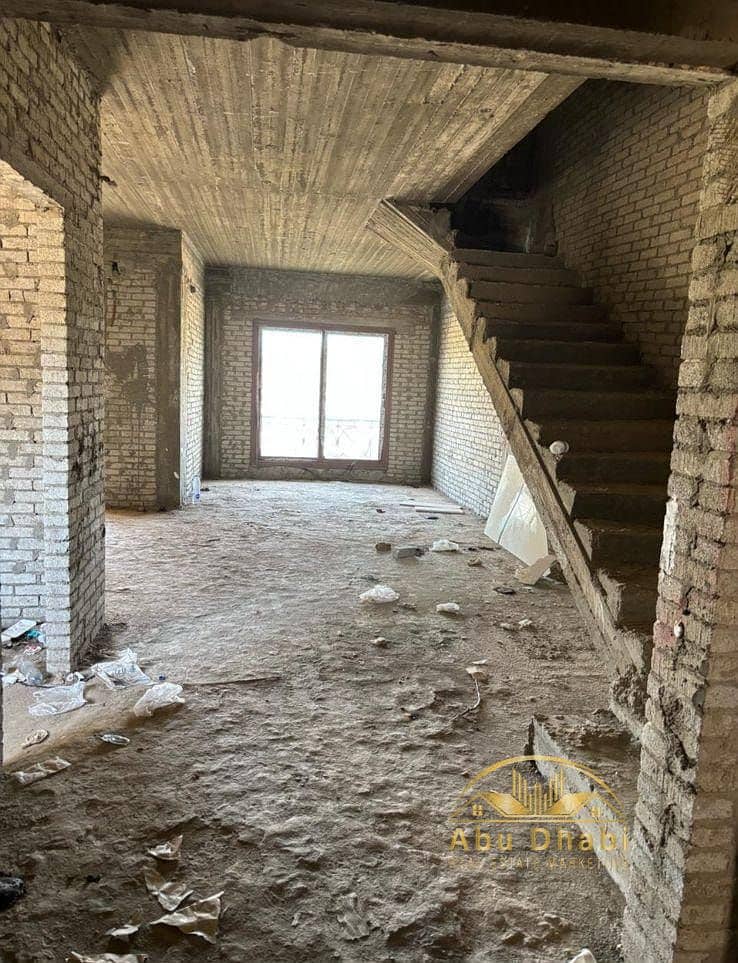 10 1ec7c372-8b41-4be4-95ce-a2f0f0334819. jpg