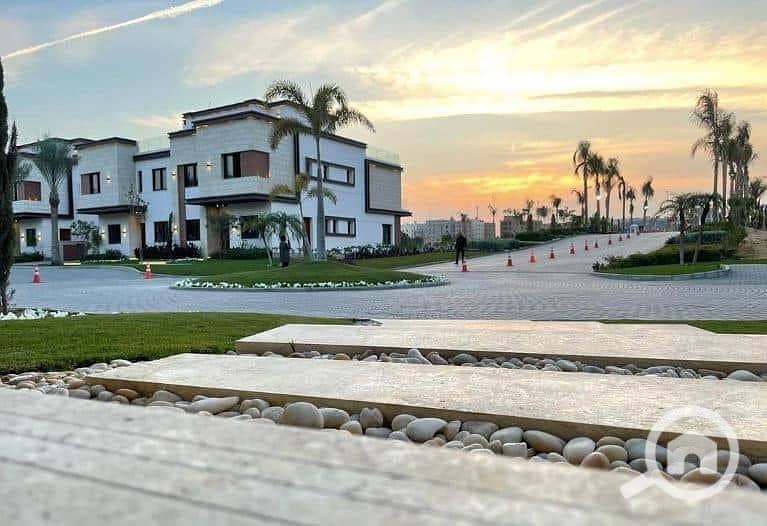 5 c5ec06d0-1395-4b59-bd78-37d2e8ac60ac. jpg