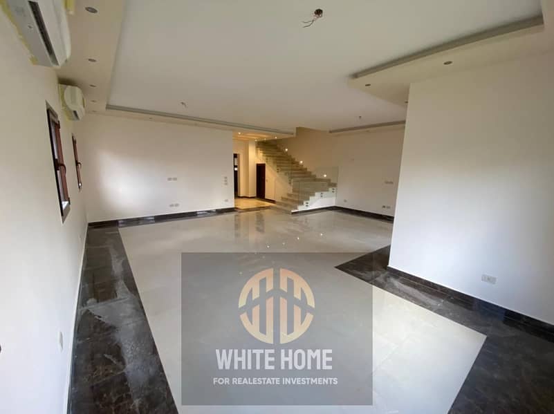 2 0893d023-351e-44c6-b2c1-3ae4bf15eea9. jpeg