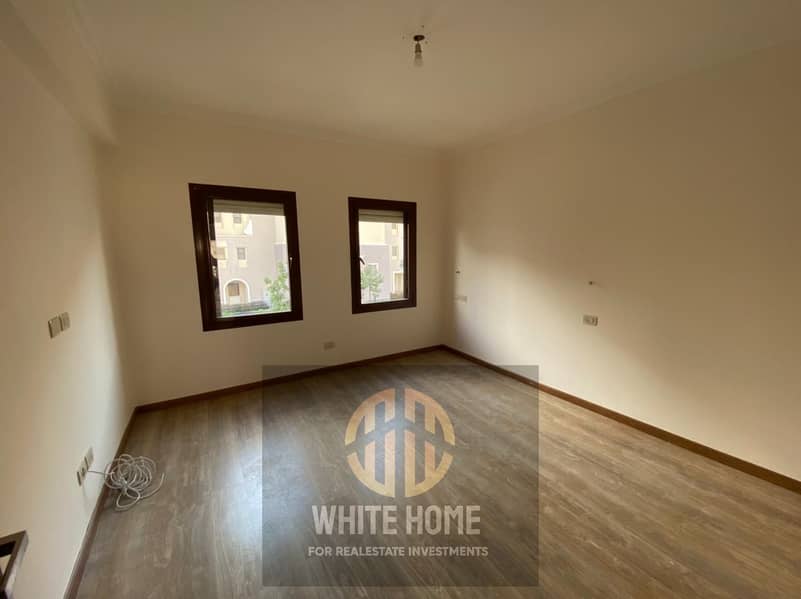 18 062b401b-5afd-4ea2-bedd-fd8877721588. jpeg