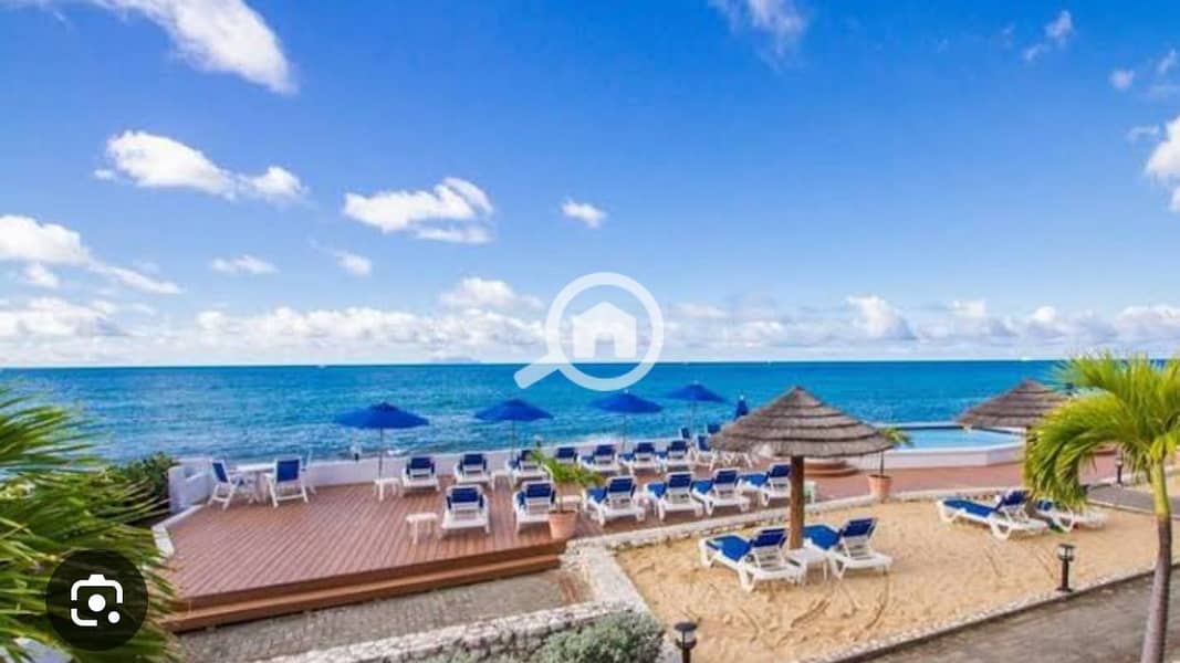 9 8034b09a-c677-41db-8674-8ac3d3db93b5. jpg