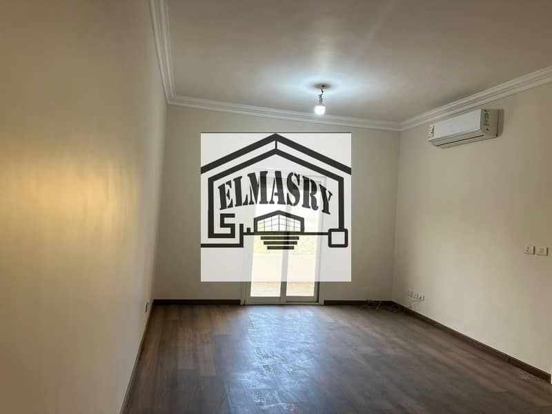 24 ff0695d8-ec55-4433-947a-cfeb5bdcc281. jpg