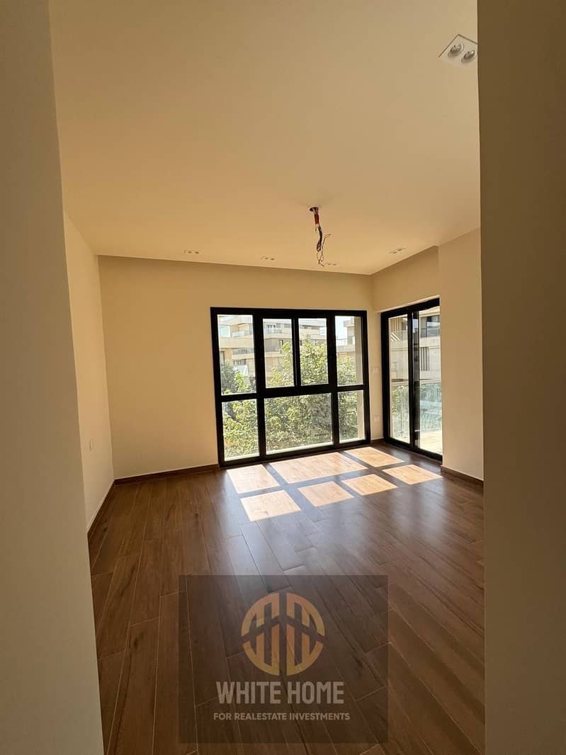 Apartment ultra modern finishing with kitchen &Acs for rent in Sodic sky condos (villete) New Cairo near to garden &clubhouse gym,pool &near to mivida - Widok 5
