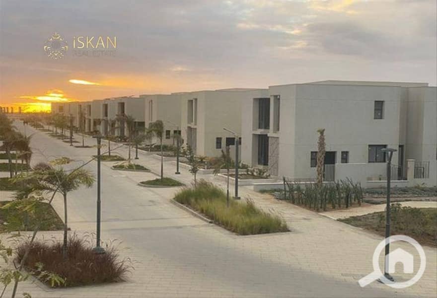 3 5086011-7e577o. jpg