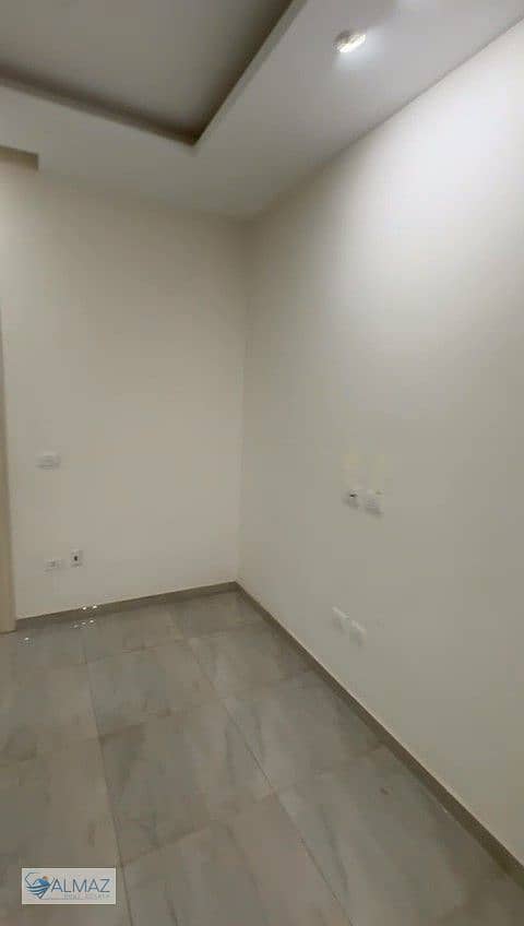 8 WhatsApp Image 2026-02-02 at 4.18. 29 PM. jpeg