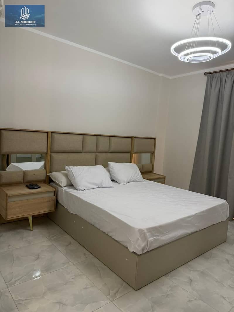 12 8355dee4-cd0f-4889-8f39-19cbff957935. jpg