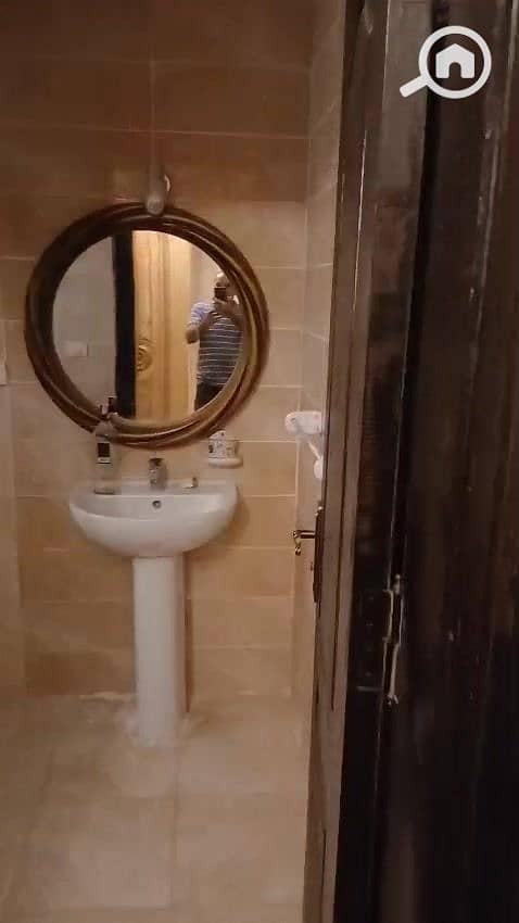 24 632b943e-36a6-4204-a9ca-912b099b5530. jpg