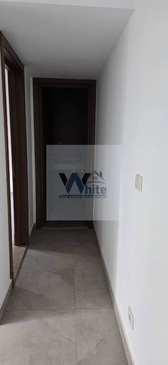 5 cf30cf39-26d5-45a8-b10b-15804380f0c3. jpeg