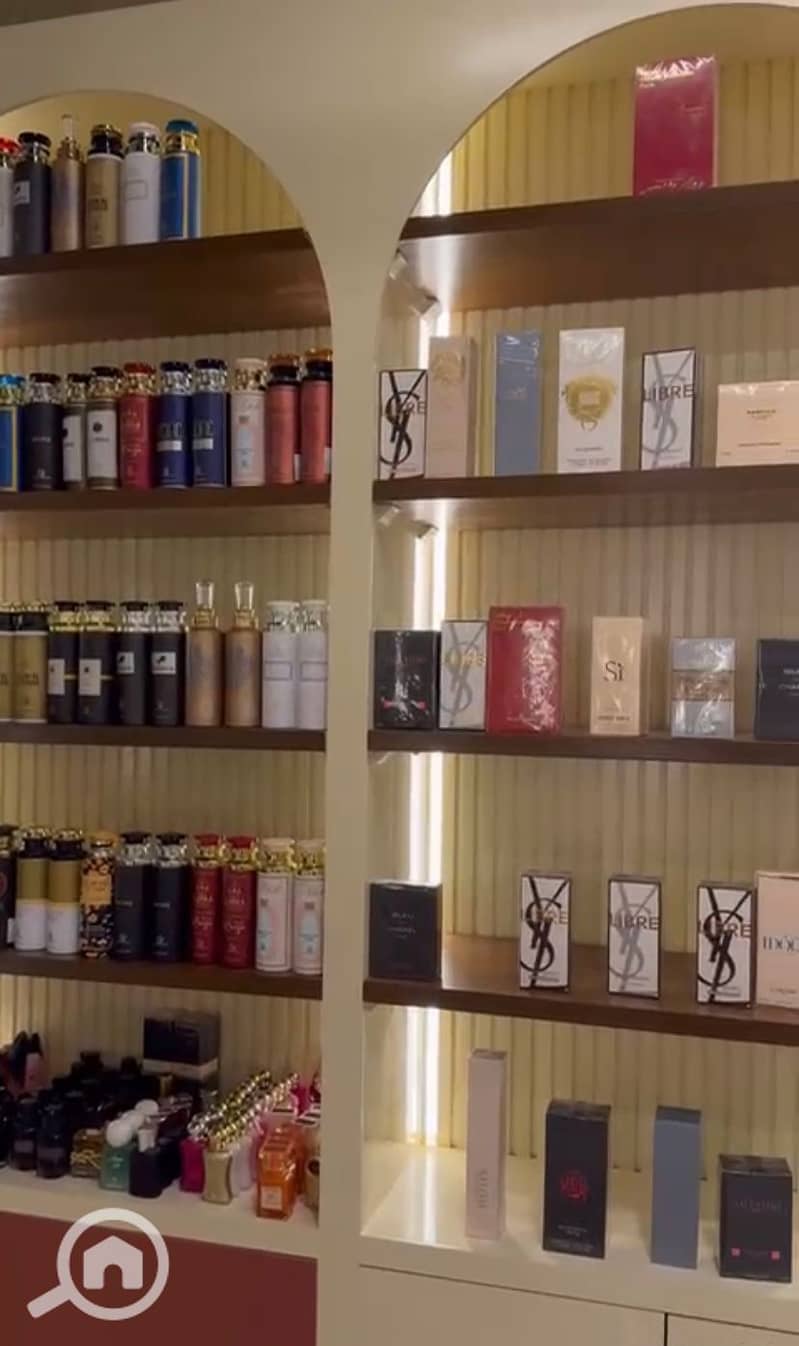 12 da79f047-ae4c-4996-afde-88a6d35cdeeb. jpg