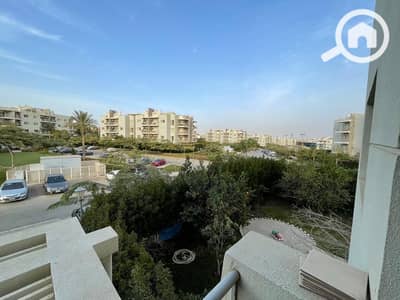 شقة 3 غرف نوم للايجار في الشيخ زايد، الجيزة - 1. jpg