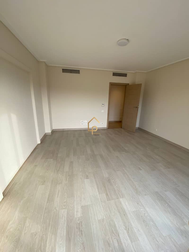 9 WhatsApp Image 2025-12-03 at 5.46. 17 PM. jpeg