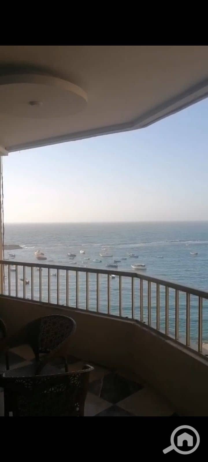 2 9462e303-ae6f-4472-97d6-ceef47b081eb. jpg