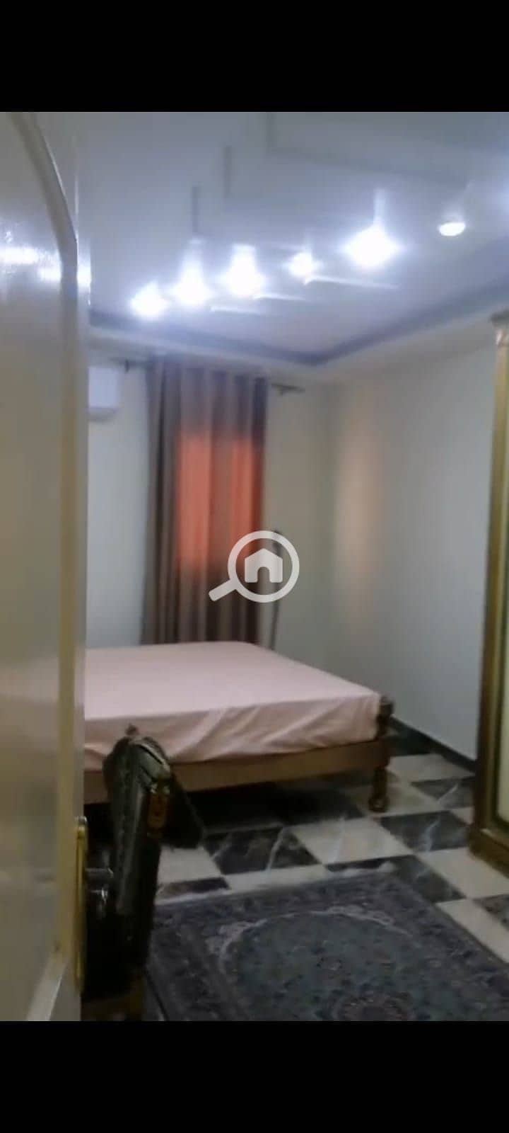 12 b34968ab-0787-4996-b031-996fb7dd32f1. jpg