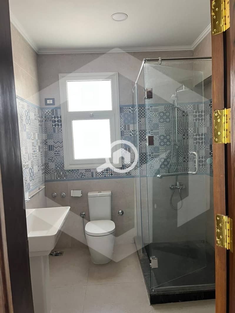 8 The Crown Palm Hills 8. jpg