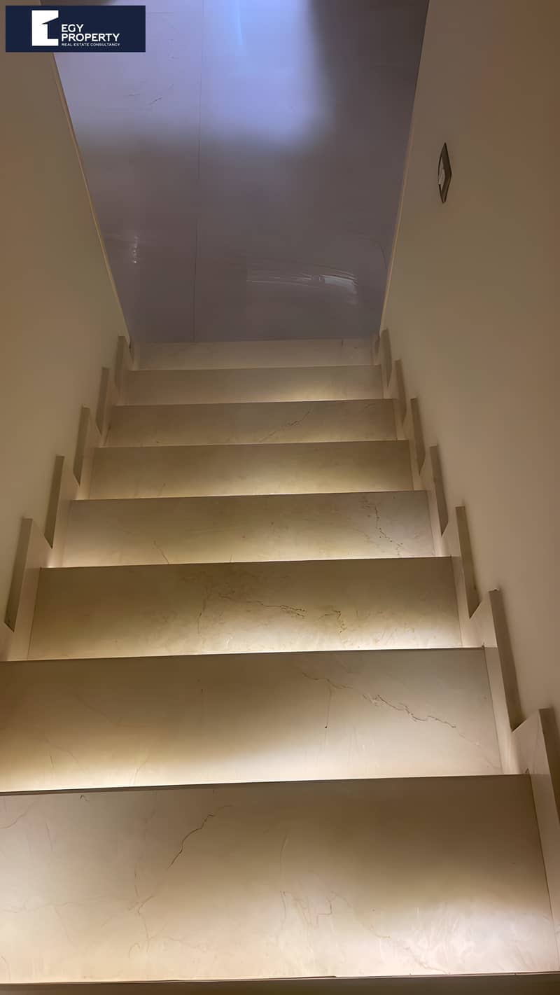 6 _files_WhatsApp Image 2025-03-10 at 9.19. 52 PM (3). jpeg