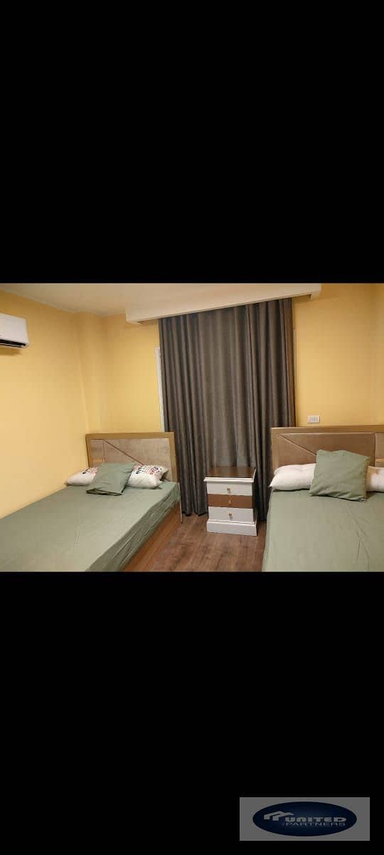 2 a70af7a0-d0af-42c2-b629-2aa00d4e91fd. jpg