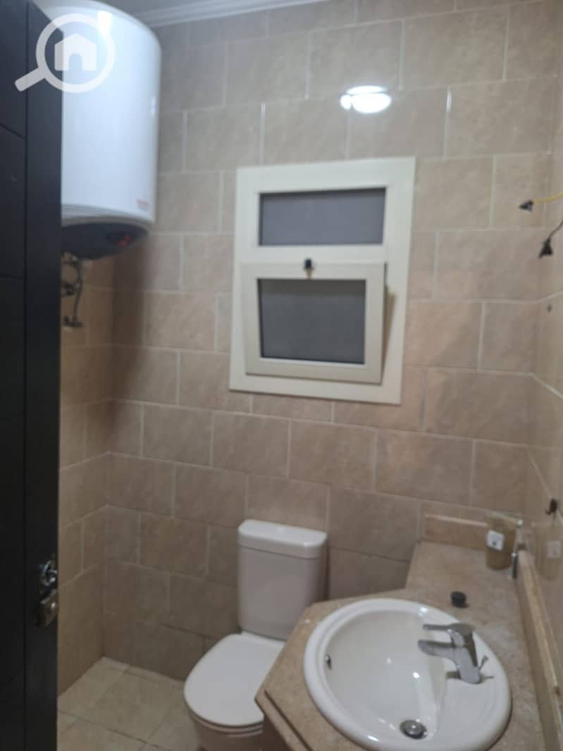 7 7d241d67-c84a-4745-bfea-f568e4453a8a. jpg