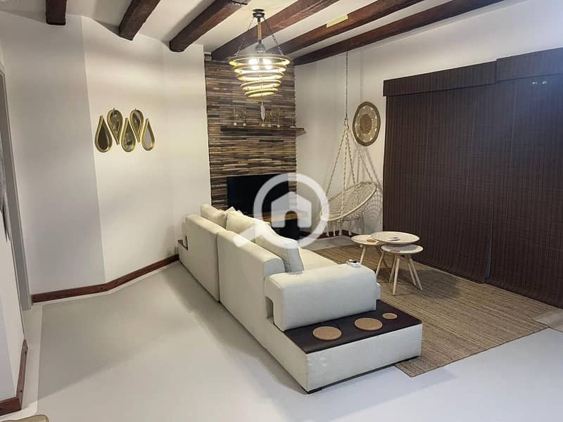 9 b6a345e2-9f43-44cb-8f8b-03dd11d6aeb0. jpg