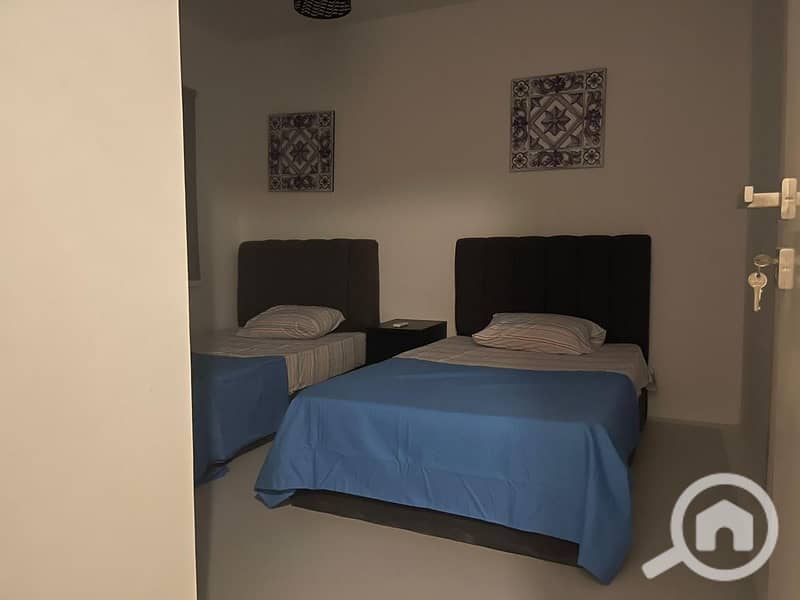 13 cbb4551b-9ea7-44bd-bf71-2bfe70477993. jpg