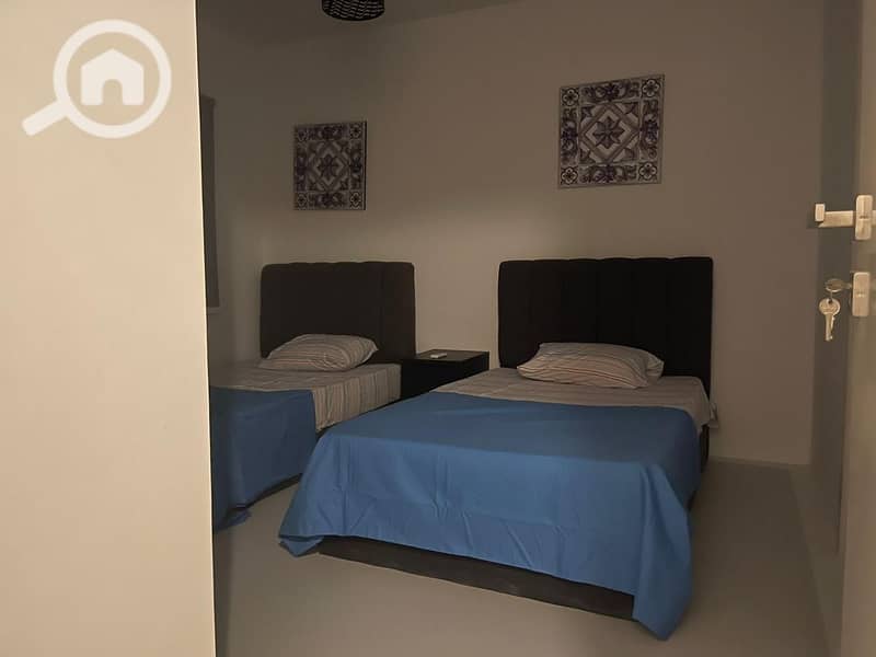 13 cbb4551b-9ea7-44bd-bf71-2bfe70477993. jpg