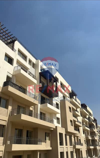 3 Bedroom Flat for Sale in 6th of October, Giza - e7c3770b-f1d9-4391-9c64-f5f3b0fa12a5. jpg