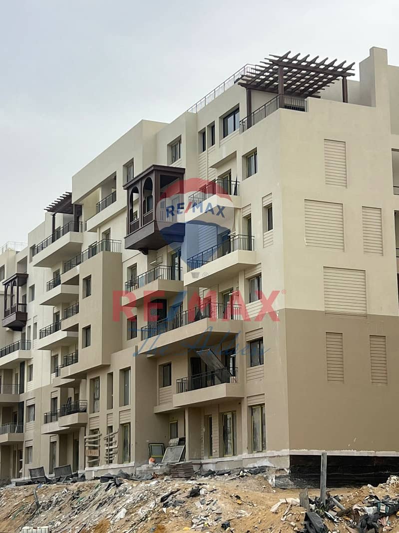 2 13e14d47-3eda-45c1-9004-bf73f8881f4f. jpg