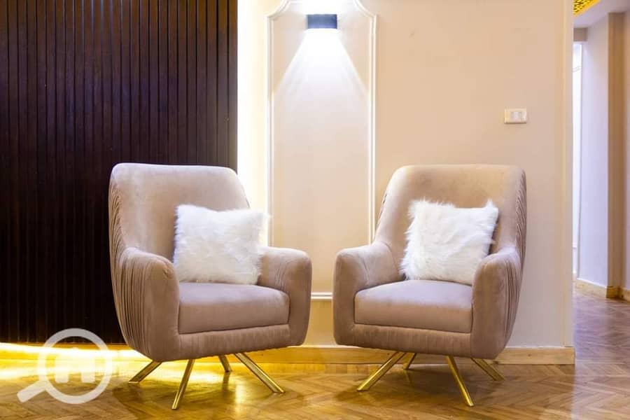 4 7c9a07d3-fe2f-478c-b1e7-f0f1227ef7d2. jpg