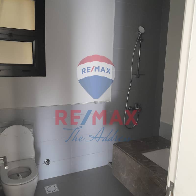 7 8f0156da-a39d-47c1-9bc3-f536f5112c63. jpg