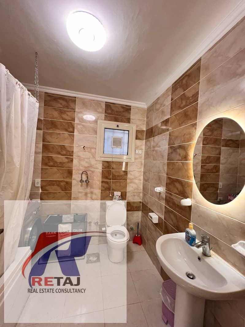 4 b4588827-5304-4d61-aaea-bb1d79df8e46. jpg