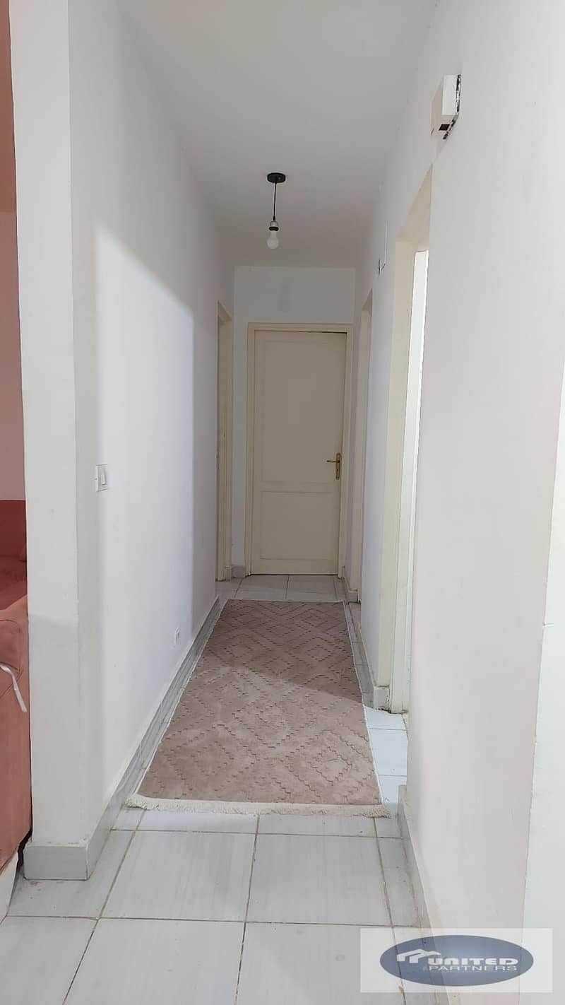 10 b29644a8-7626-427d-a245-bcdf40692c78. jpg