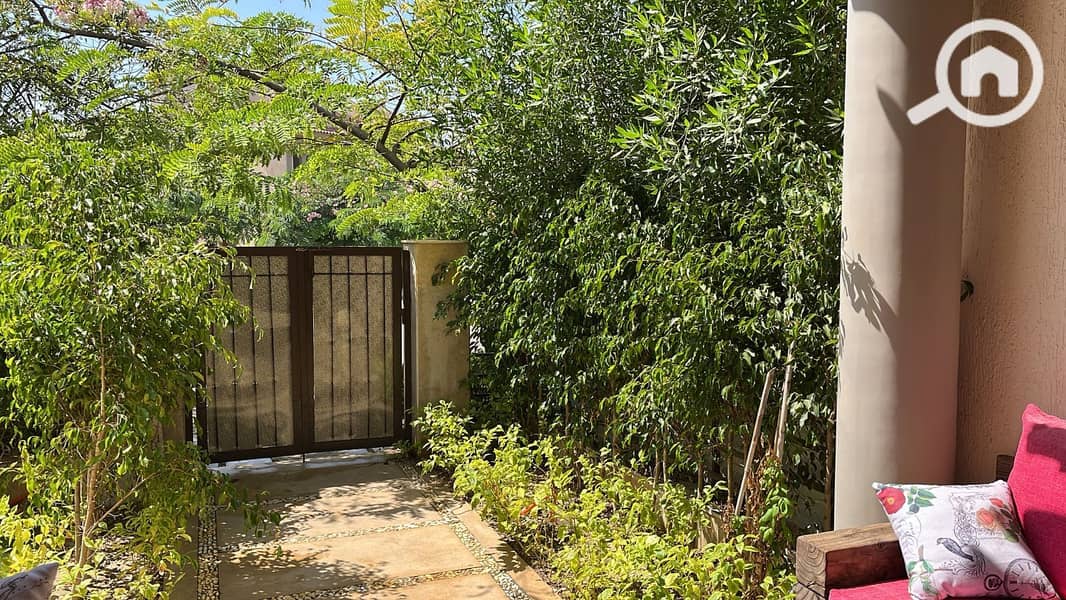 9 5136359e-85ad-4459-80a9-0ce29ccba060. jpg