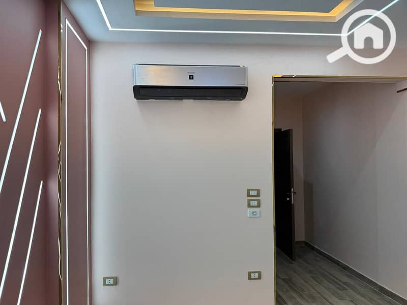 14 d8586667-a20c-4070-bfb9-1f28d7c5620c. jpg