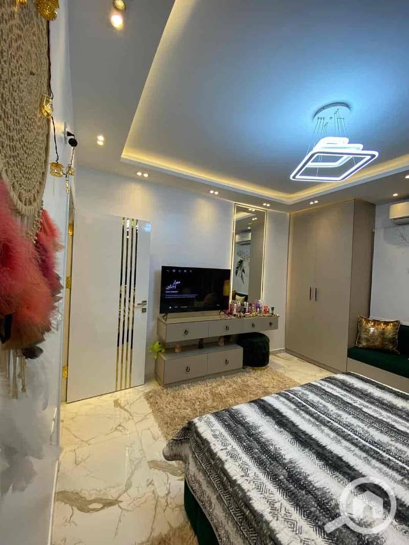 15 d3fefad4-812a-43ee-a86a-5122c9a0fc26. jpg