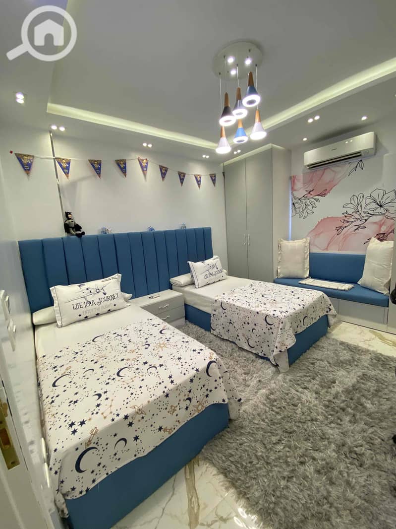 18 53bdf566-e680-4f65-b284-0007615c9a39. jpg