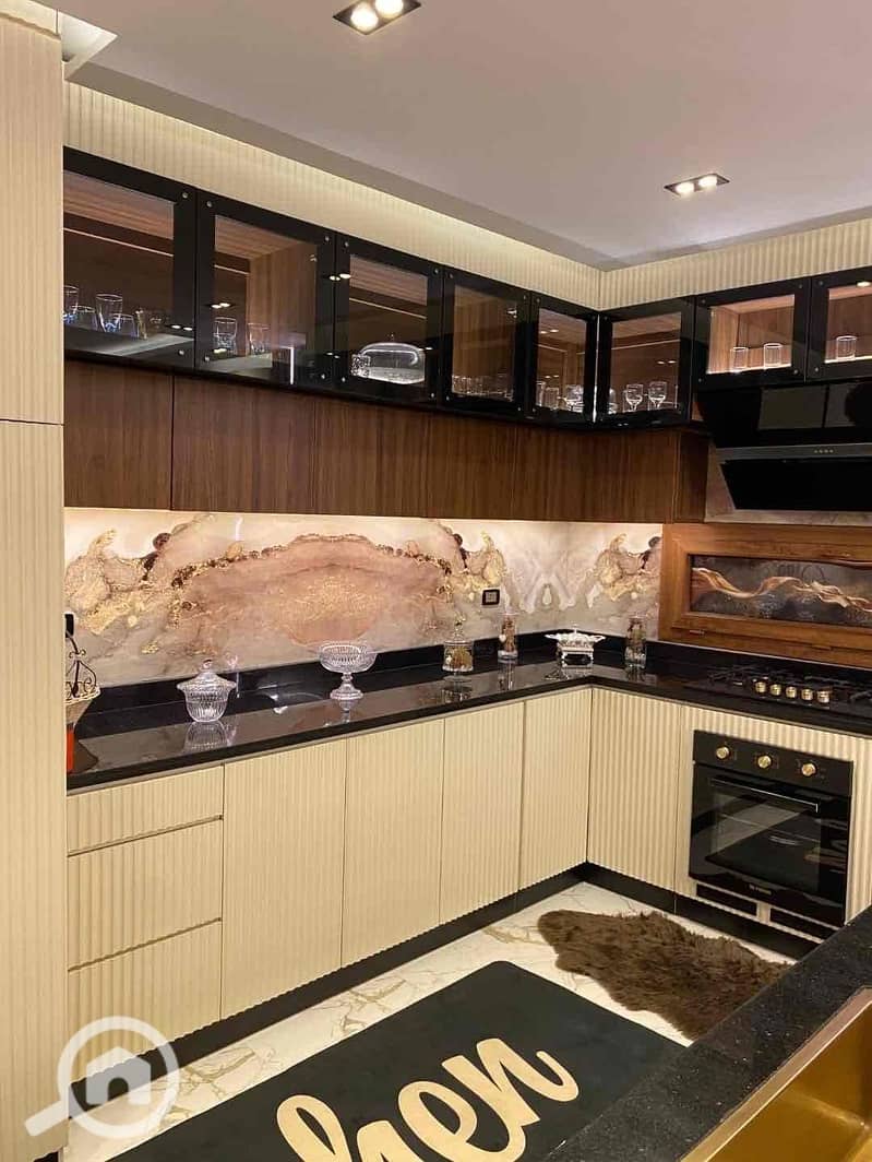 19 4737ec64-8e08-427c-885e-e54596872749. jpg