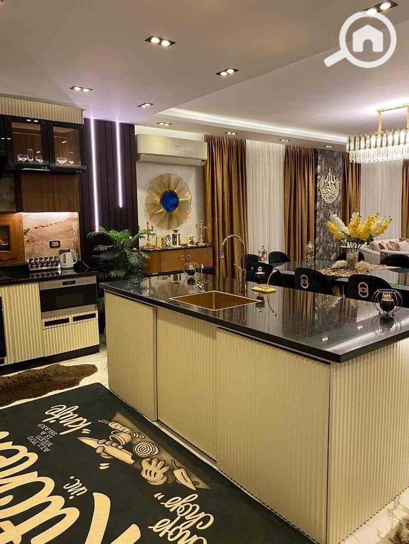 22 16b08d71-af56-4008-a913-9c9d052a445b. jpg