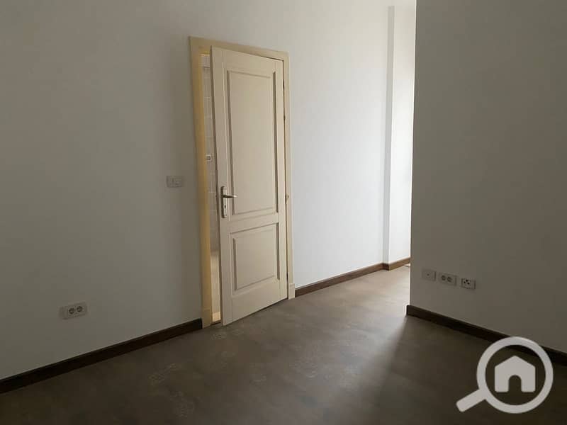 3 9974910e-b0ea-4534-84d8-2e19e77ba178. jpg