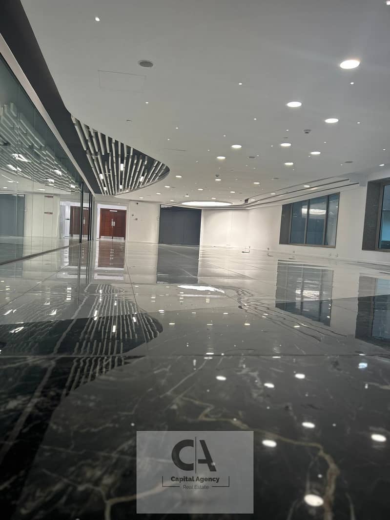 2 3bf24abe-f466-446b-9763-51f8743bc4d1. jpg