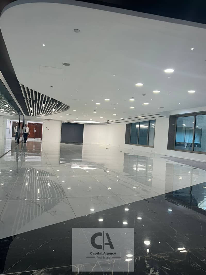 5 dc849534-28f5-4962-a6f2-8609e6e4b579. jpg