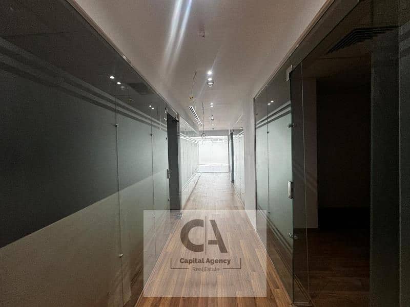 2 03a0ee77-c282-4fe0-8c0f-7b732254116c - Copy. jpg