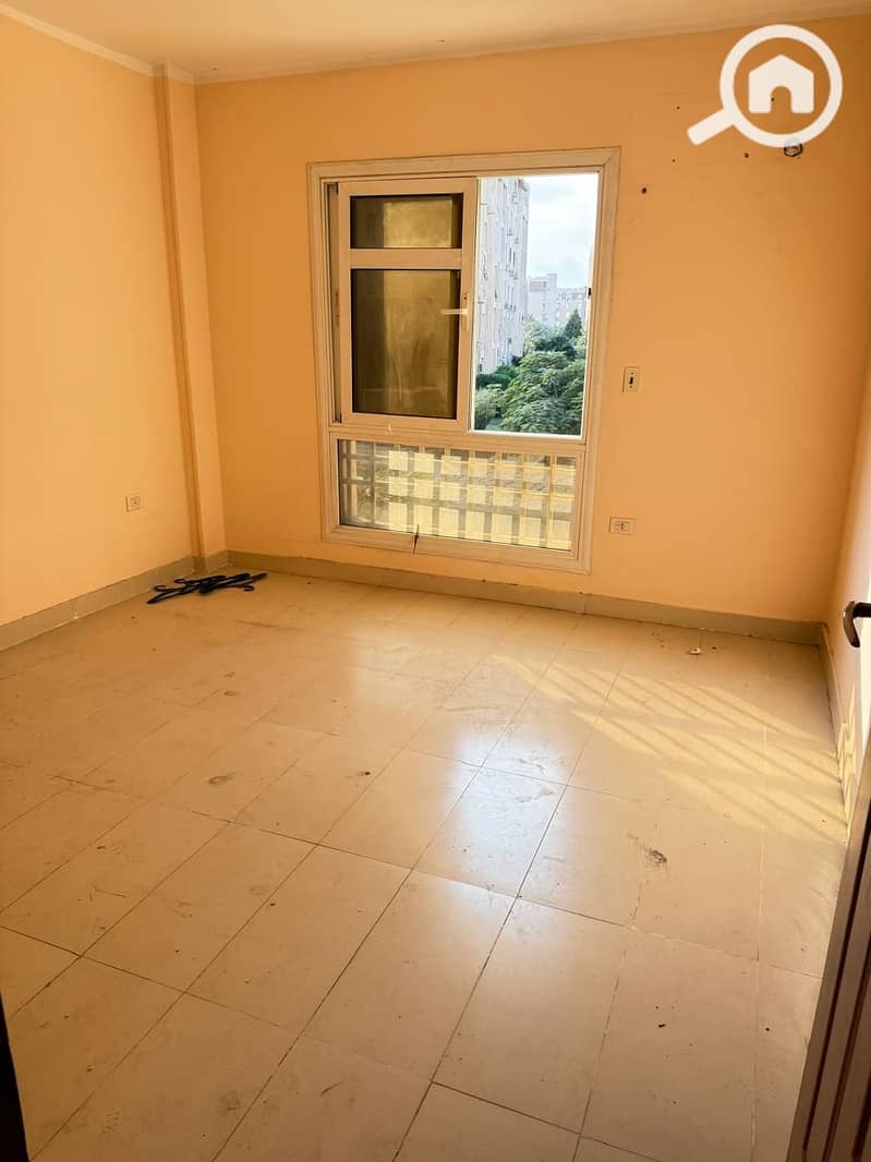 4 cd103241-4dc8-4ea2-b428-62c7e651569f. jpg