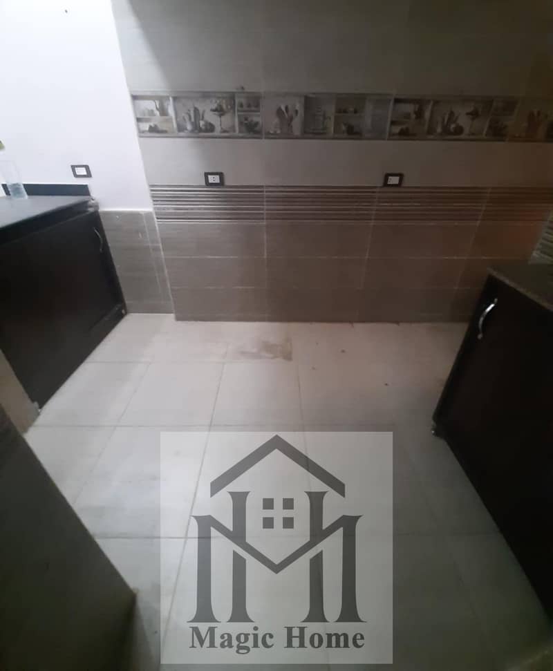 7 822346e9-8190-4d05-80cd-1e74dae47bf2. jpg