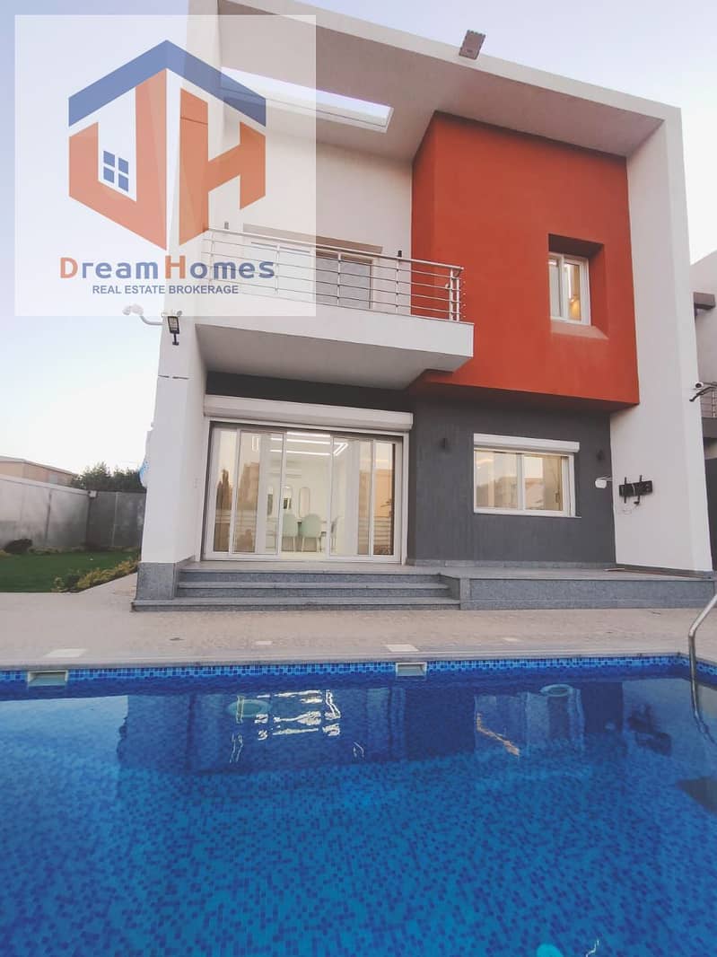 2 2e5369f0-6ad5-4bcb-9c37-842ffa14ba82. jpg