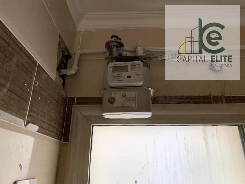 6 6a2a2ef0-1a10-4879-8b93-6bc9ba5af37d. jpg