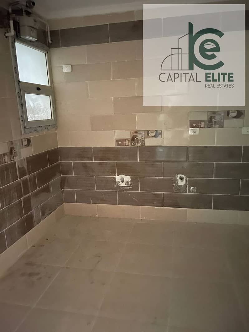 4 b0ebcc4d-536d-41ef-8b57-6104a9b238f4. jpg