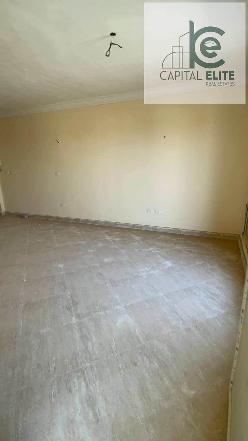 9 28d84881-a872-4776-a2a2-057f92371bfd. jpg